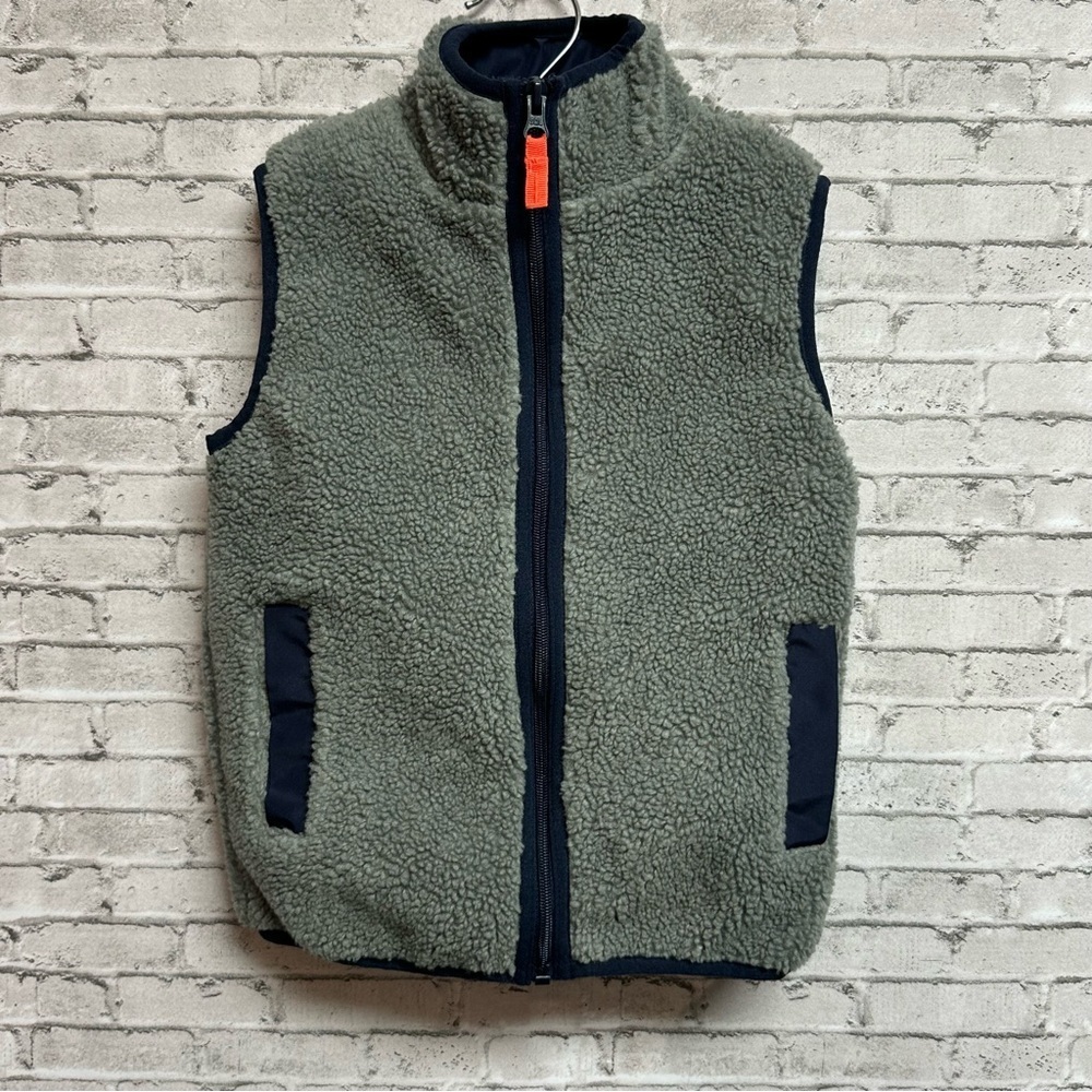 OshKosh BGosh Gray Sherpa Toddler Boys Size 4 Vest Navy Trim Lined Pockets
